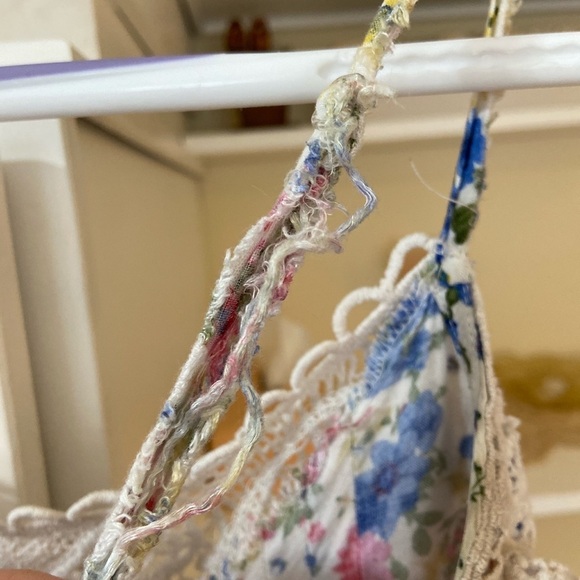 Crochet + Floral Babydoll Tank Top - Picture 4 of 4